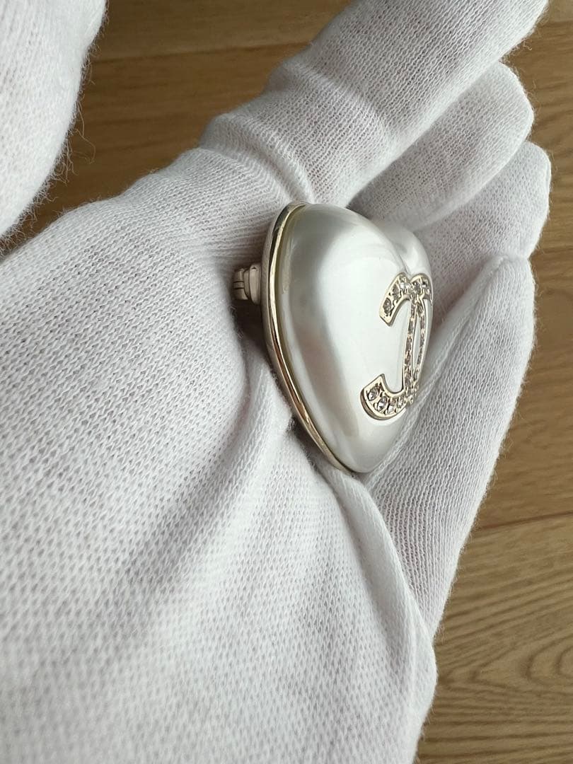 CHANEL シャネル　ブローチ　ハート　パール