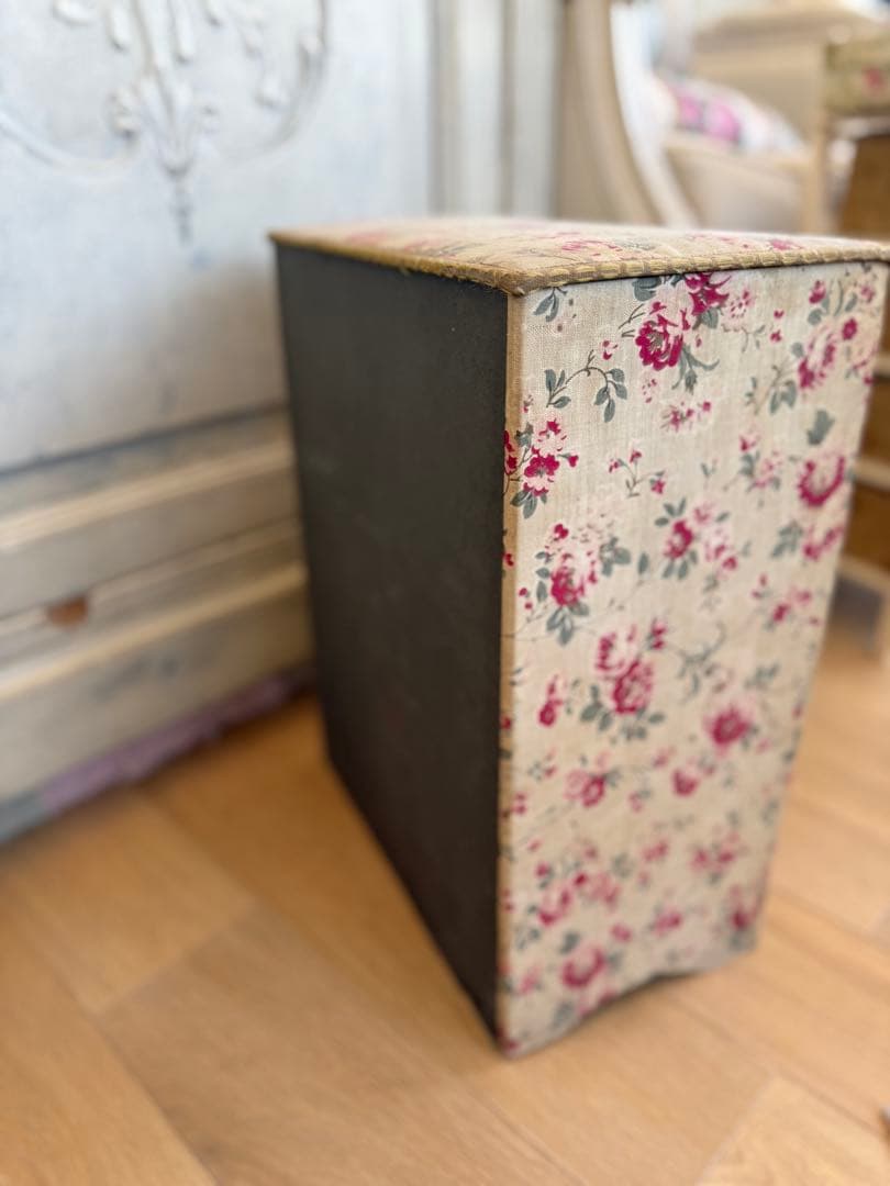 フランスアンティークカルトナージュドゥロワー花柄引き出し抽斗