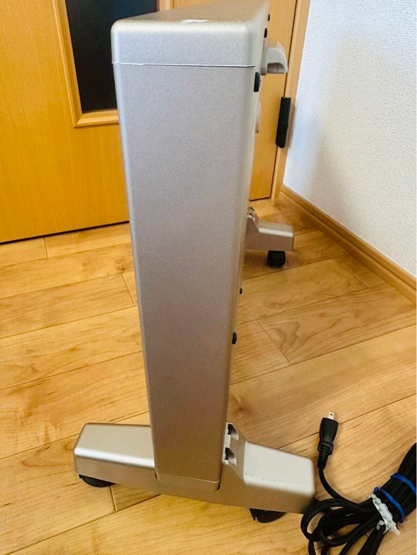 美品✨サンルミエ キュート 遠赤外線 暖房器 E800LS パネルヒーター