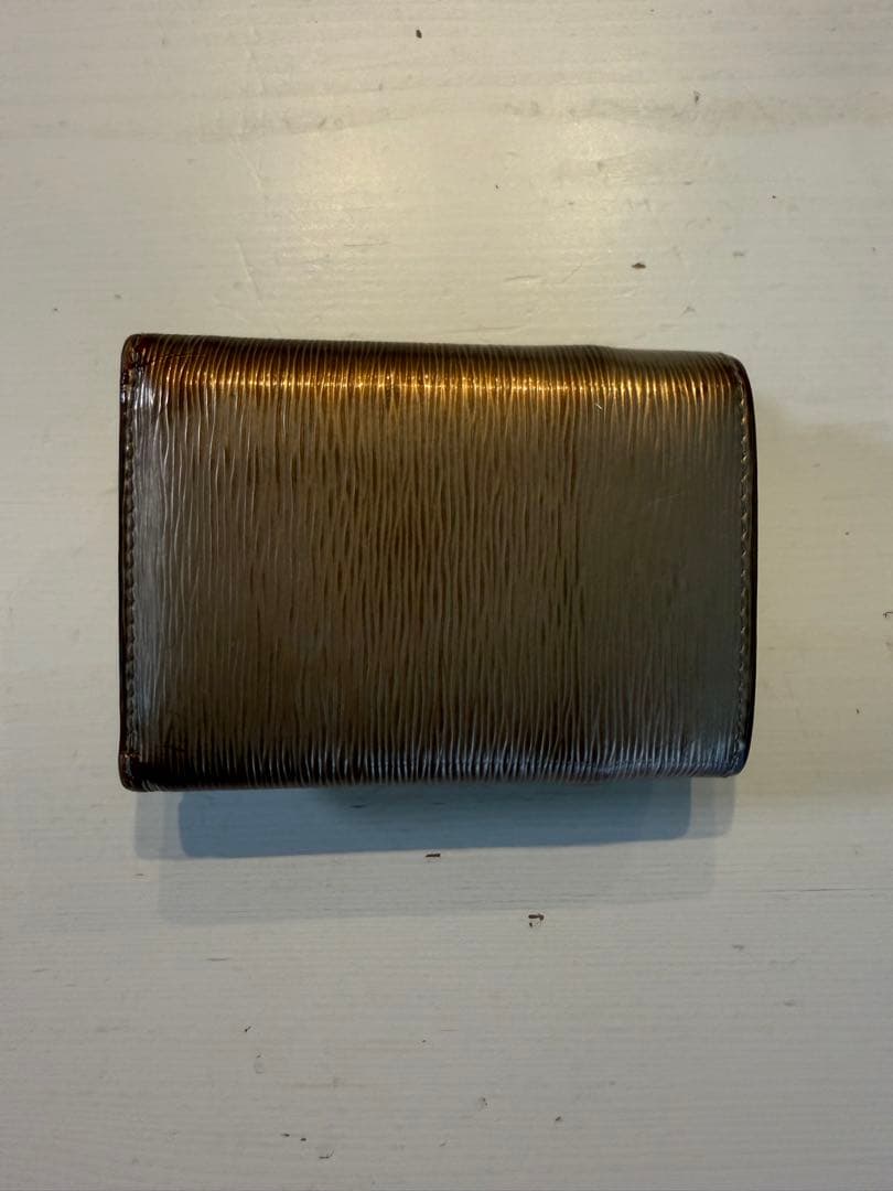 PRADA ゴールドレザー 三つ折り財布