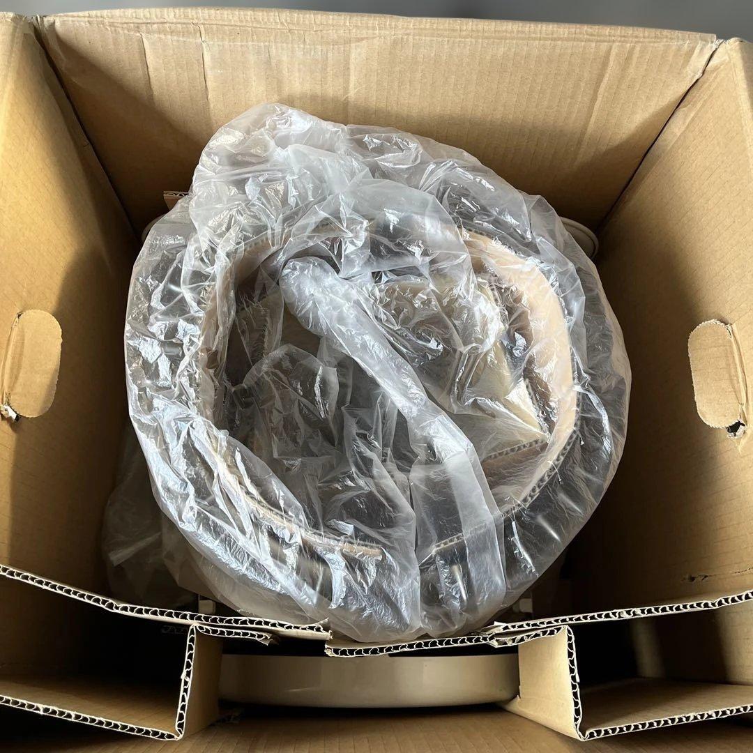 未使用品 コロナ SL-66E ホワイト ストーブ　木造１７畳迄　鉄筋２３畳迄