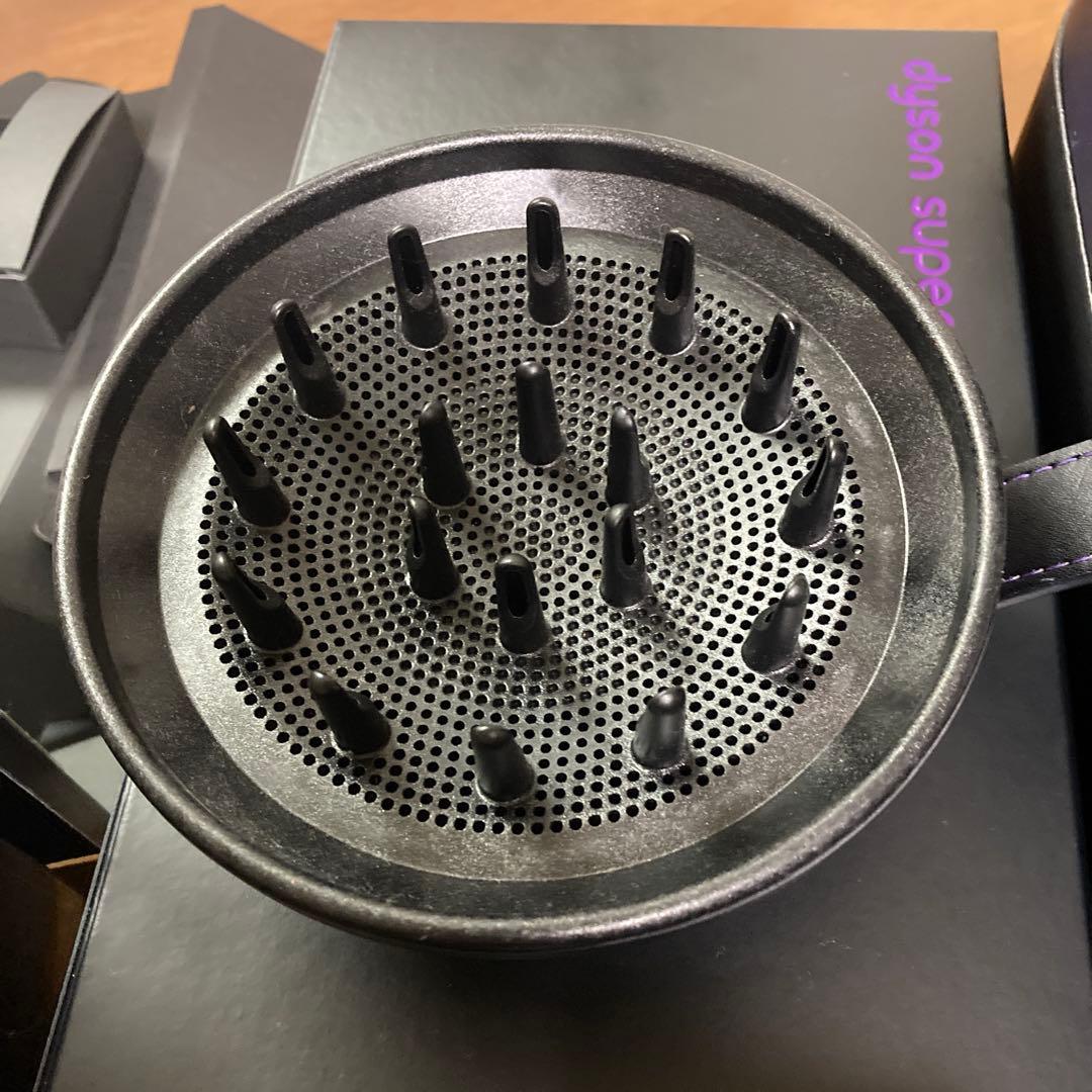 ダイソンヘアードライヤー