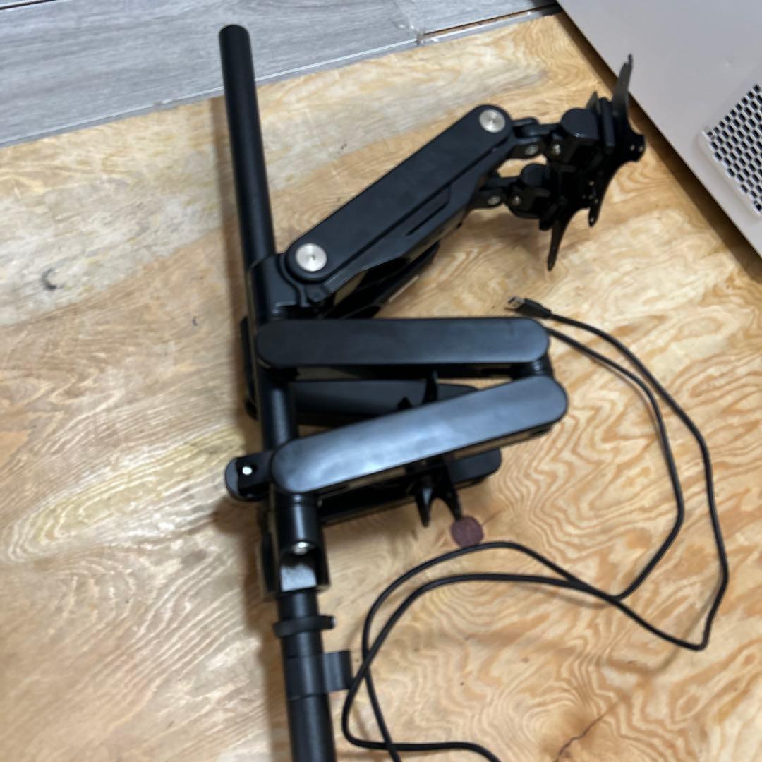 Bauhütte ブラック モニターアーム　bauhutte 3面用アーム