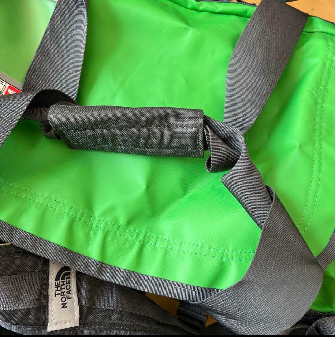 ノースフェイス　ボストンバッグ　スポーツバッグ　リュック　ロゴ入り　旅行　大容量