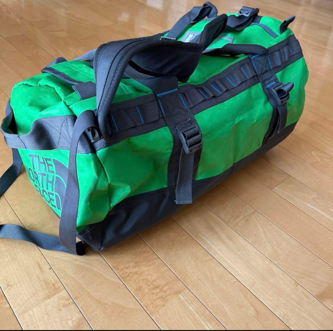 ノースフェイス　ボストンバッグ　スポーツバッグ　リュック　ロゴ入り　旅行　大容量