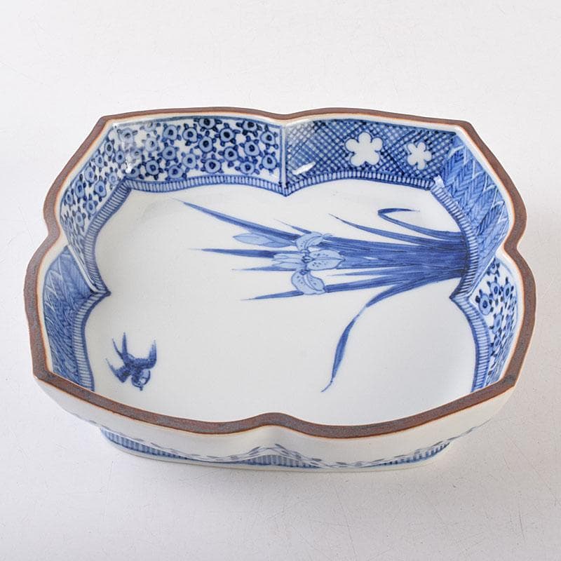 九谷焼　九谷寿楽窯　嶋田寿楽作　染付　菖蒲文　盛皿　共箱　V　R9055