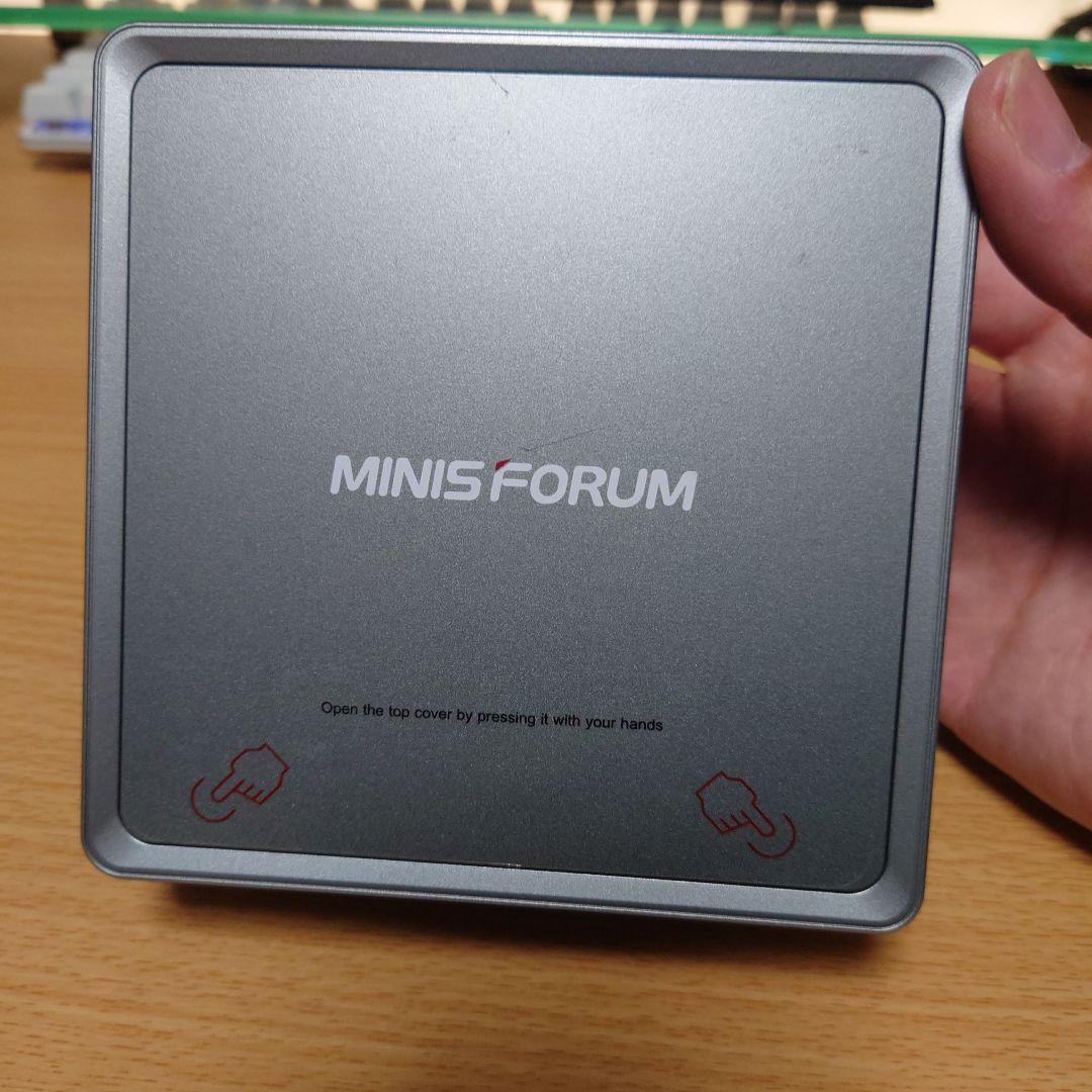 ミニPC MINISFORUM UM350