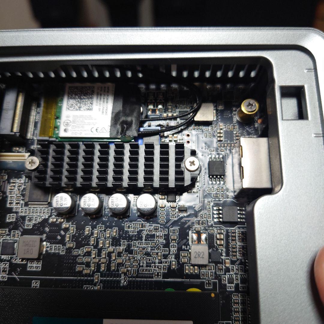 ミニPC MINISFORUM UM350