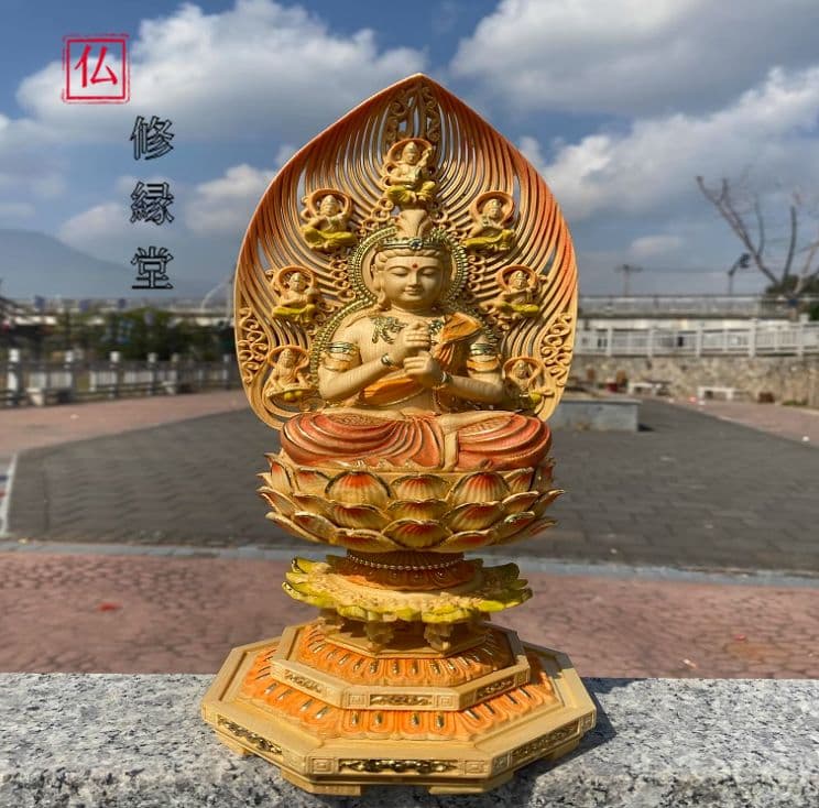 【修縁堂】新作　仏教工芸品　木彫仏像 彩金 彩金 彩繪 大日如来座像