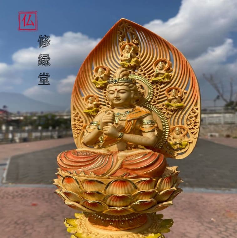 【修縁堂】新作　仏教工芸品　木彫仏像 彩金 彩金 彩繪 大日如来座像