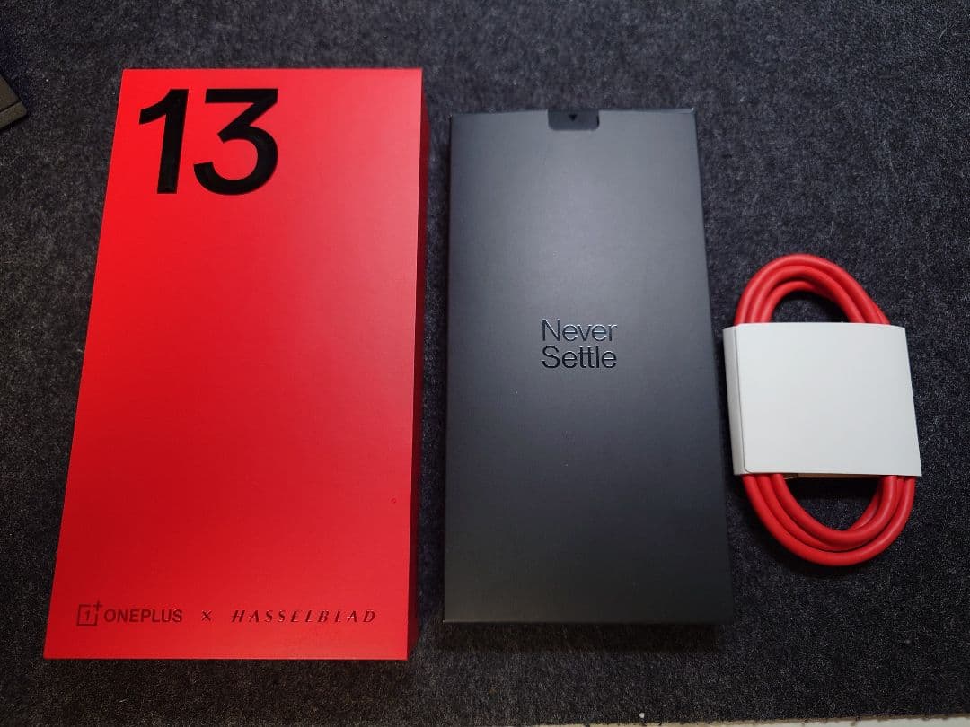 OnePlus 13 ブラック　グローバル版