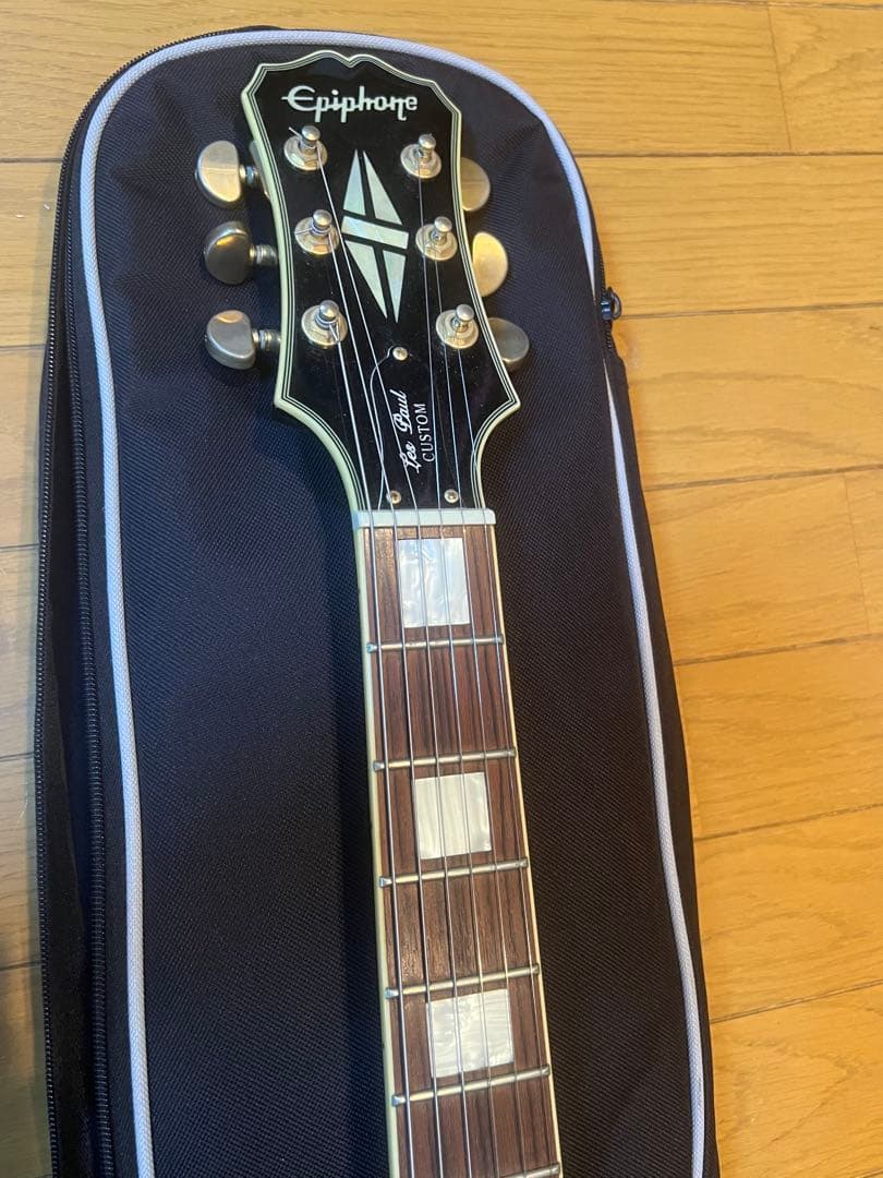 Epiphone Les Paul Custom ブラック ギター