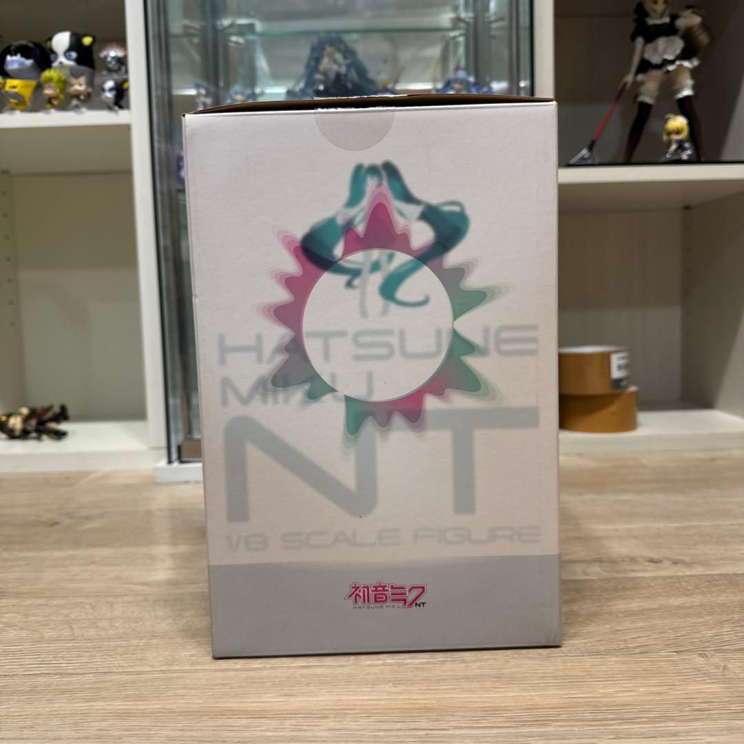 グッドスマイルカンパニー 初音ミク NT 1/8スケールフィギュア