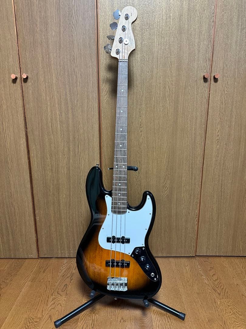 Squier ジャズベース Fender