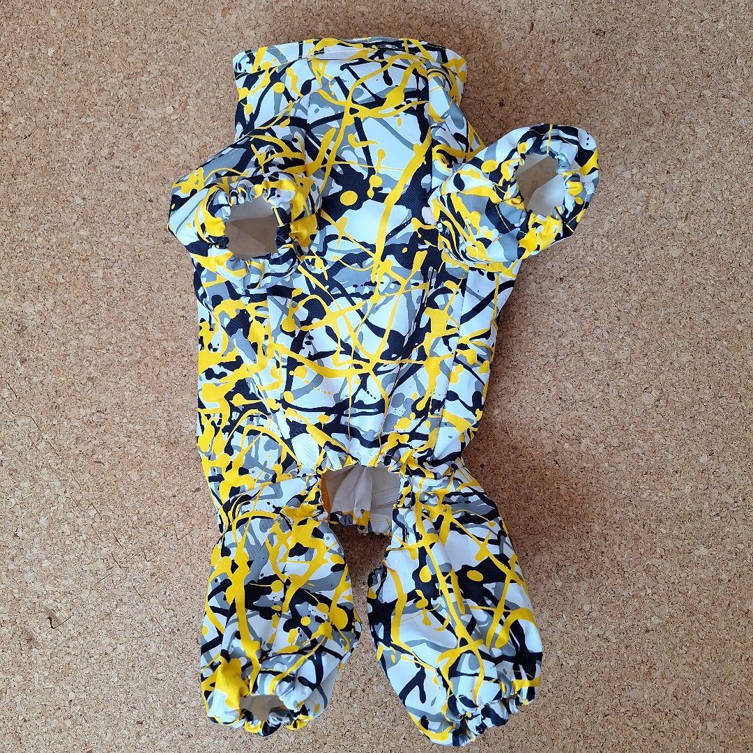 犬用レインスーツ