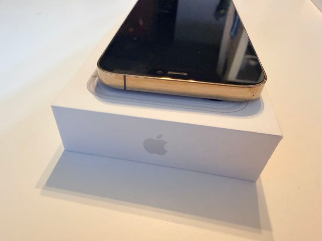 【美品】iPhone 12 Pro 256GB ゴールド