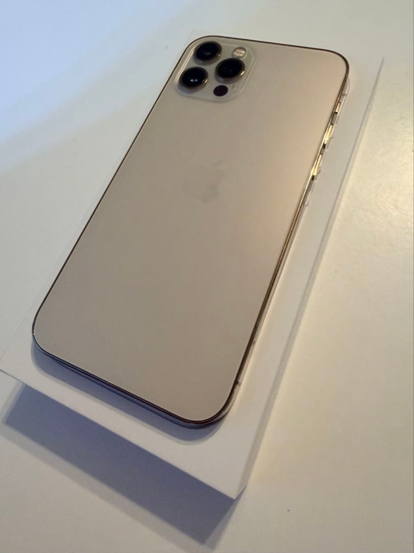 【美品】iPhone 12 Pro 256GB ゴールド