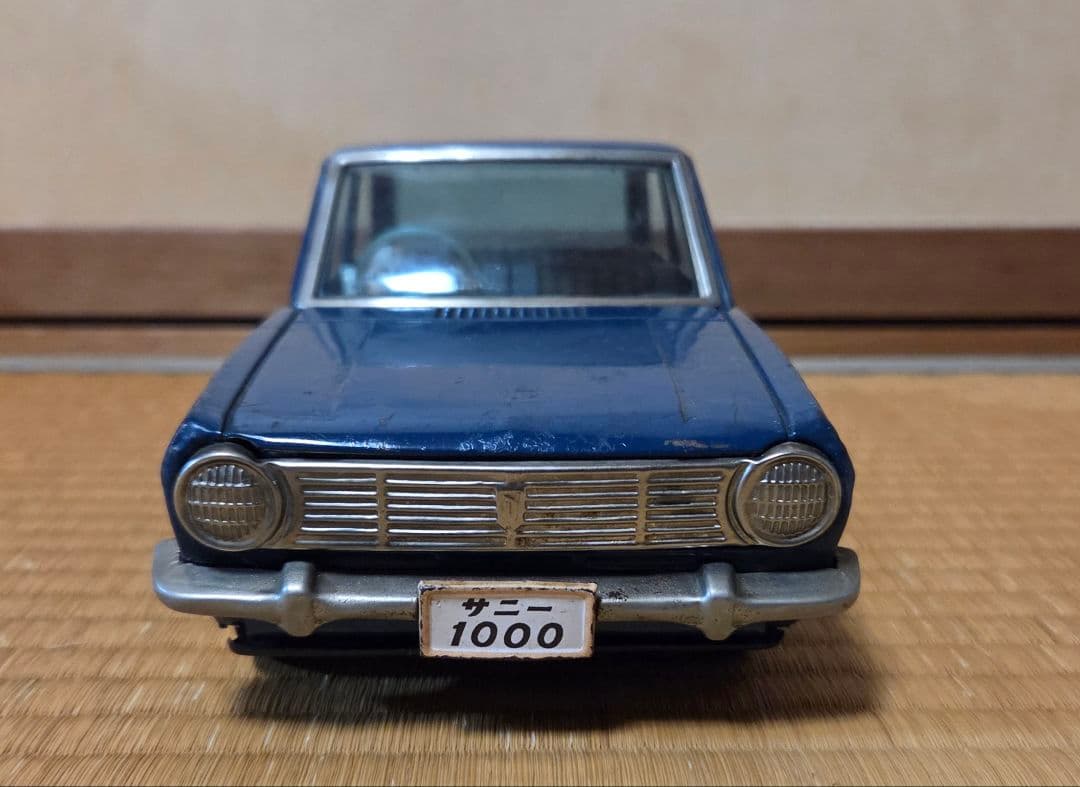 T*y様 【年代物】増田屋　ブリキ　ダットサン サニー1000　車