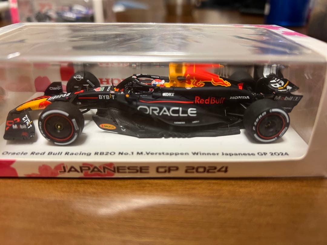 スパーク 1/43 レッドブル RB20 フェルスタッペン 日本GP 鈴鹿別注品