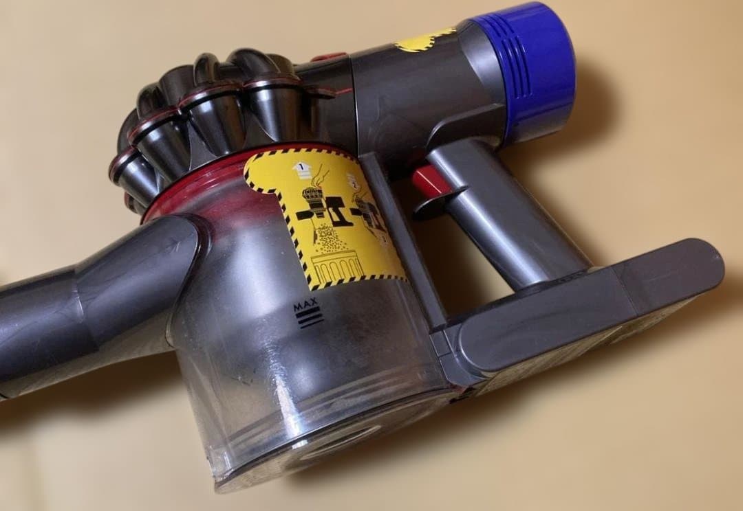 ダイソン　dyson　掃除機　ジャンク　クリーナー　ハンディ　コードレスSV10