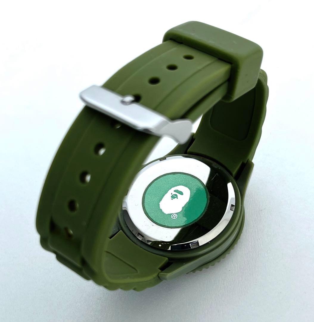 FROMJAPAN様売約済　A BATHING APE 時計 ラバーバンド