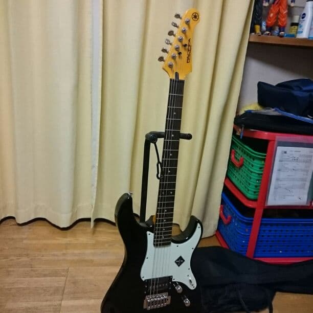 ギター  元値８万円