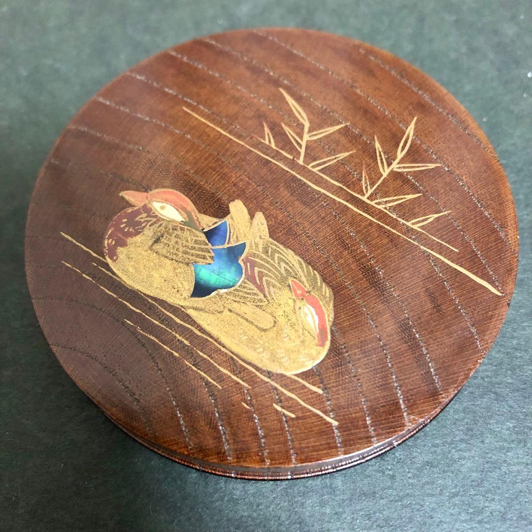 新井司峰 鴛鴦蒔絵欅丸香合 共箱 茶道具