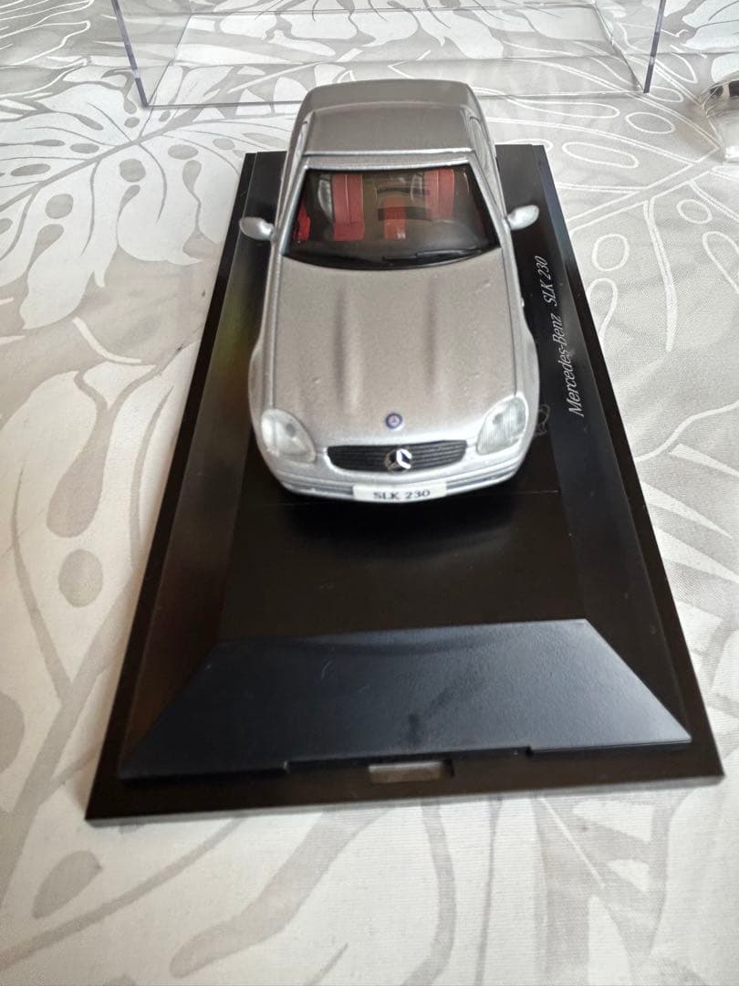 レア メルセデスベンツ SLK 230初期 1/43 ミニカー モデルカー