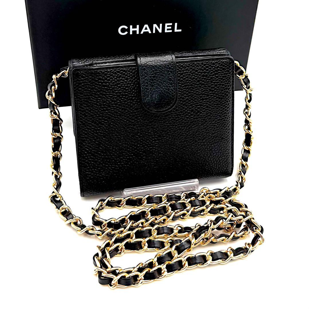 シャネルキャビアスキン ココマーク黒折り財布