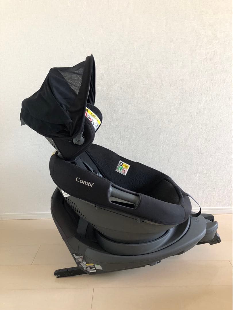 コンビ　チャイルドシート　THE Sシリーズ (欲しい方にプレゼントあり)
