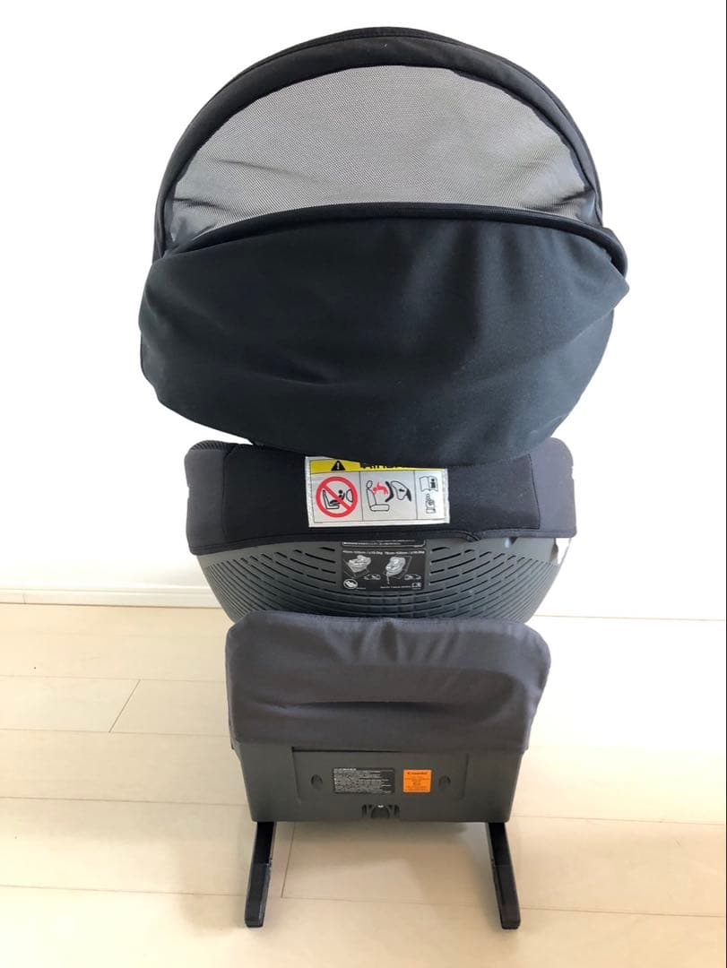 コンビ　チャイルドシート　THE Sシリーズ (欲しい方にプレゼントあり)