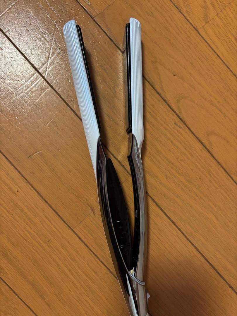 箱取説付ReFaビューテックストレートヘアアイロンRE-BM-02A ホワイト