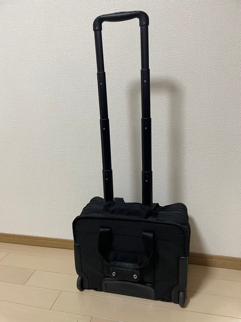 TUMI キャリーケース ビジネスバッグ 拡張 2輪 ブラック