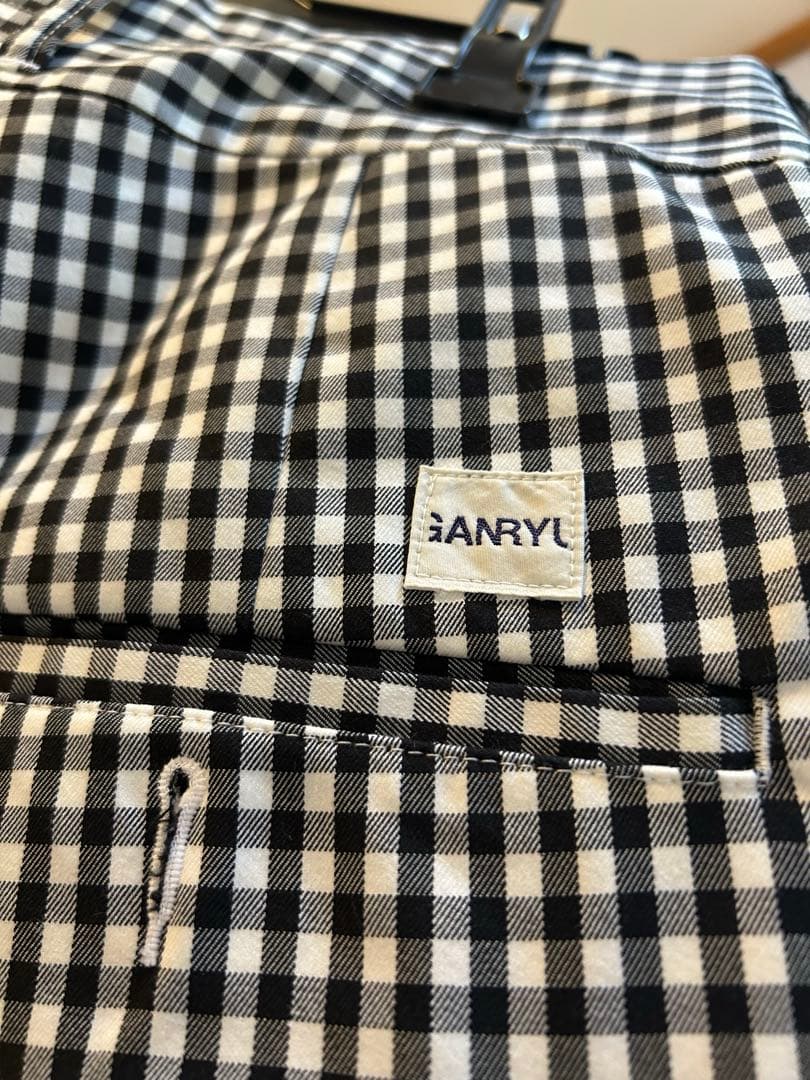 FUMITO GANRYUギンガムチェック サルエルパンツ