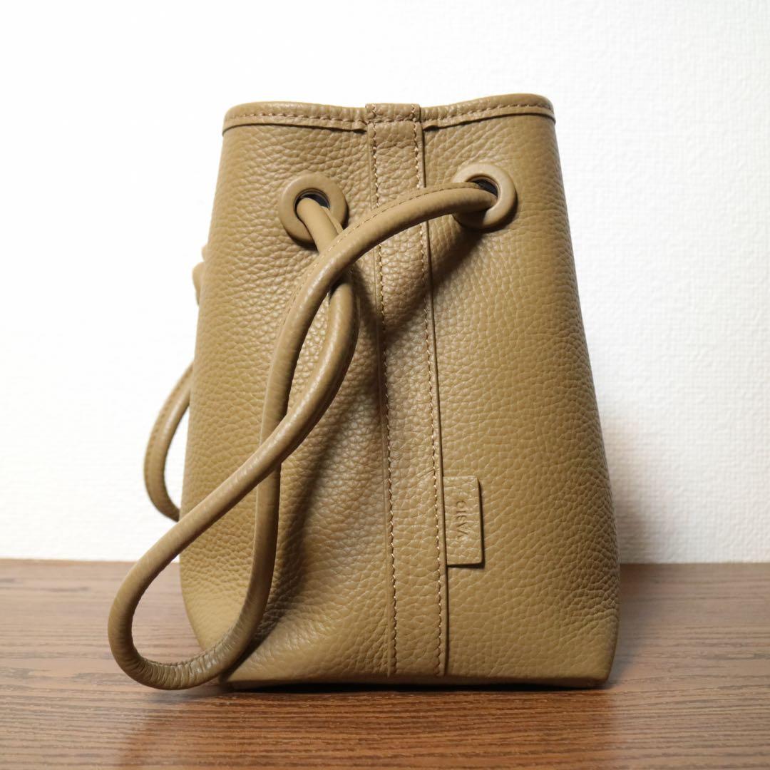 【新品同様】 ヴァジック BOND MINI 巾着 定価4.8万円 TAUPE