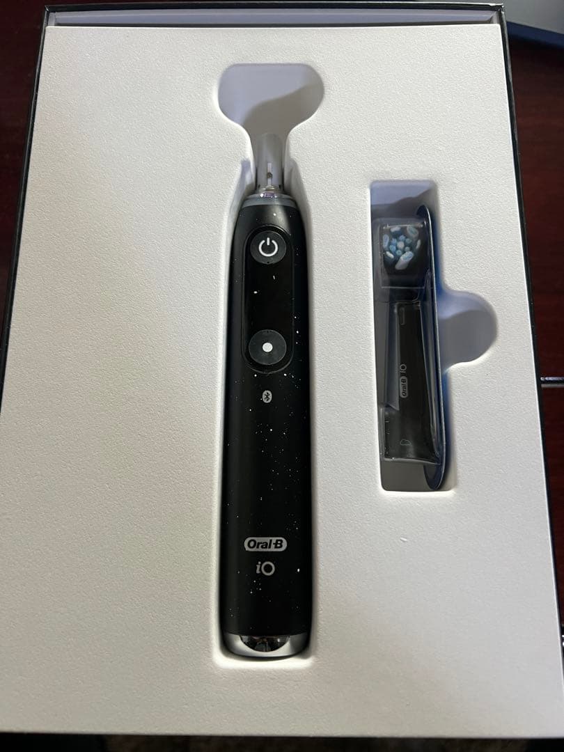 値下げ【箱・取り説無し おまけあり】ブラウンio10 電動歯ブラシ