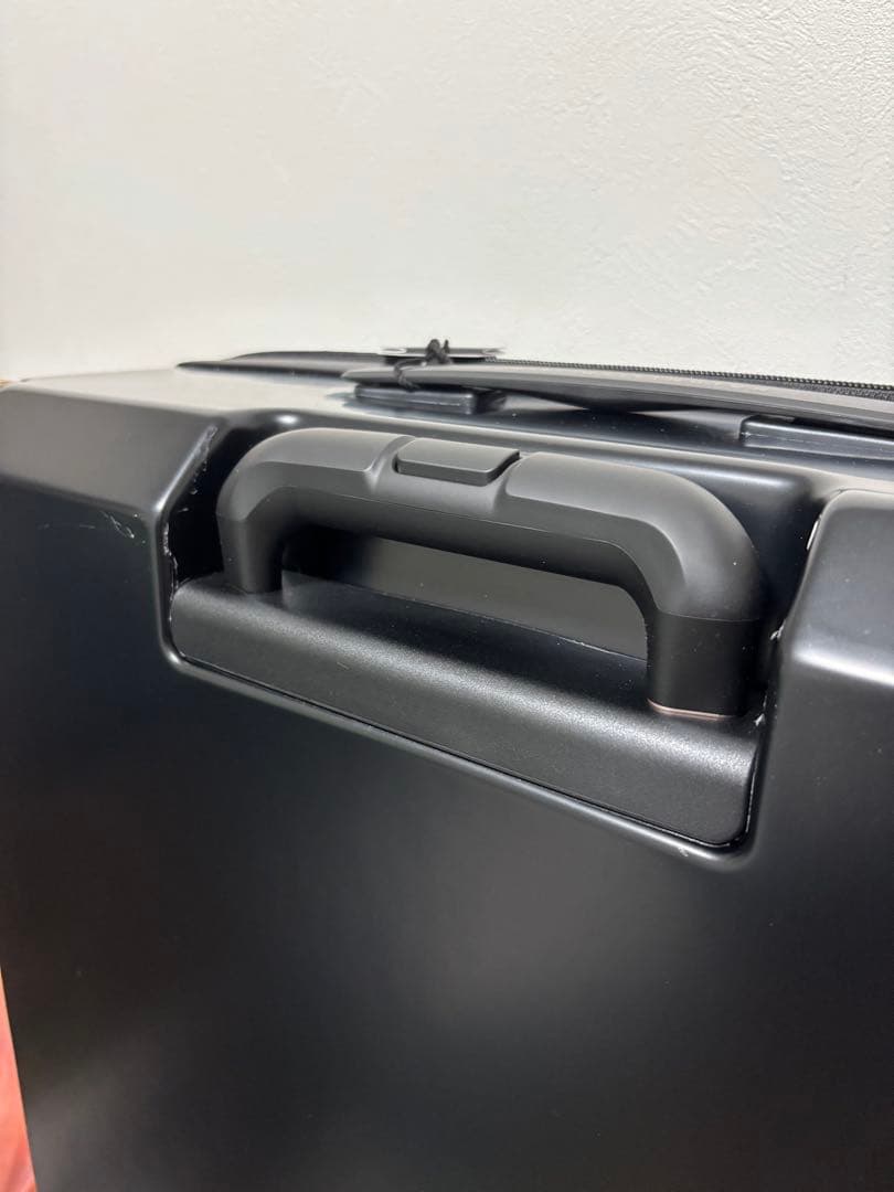 新品　ダニエルウェリントン Daniel Wellington スーツケース