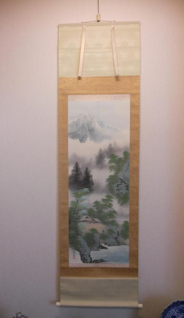 掛け軸 小野蕉麗 新緑山水 絹本 希少 軸装 茶道具 掛軸 美品 です。