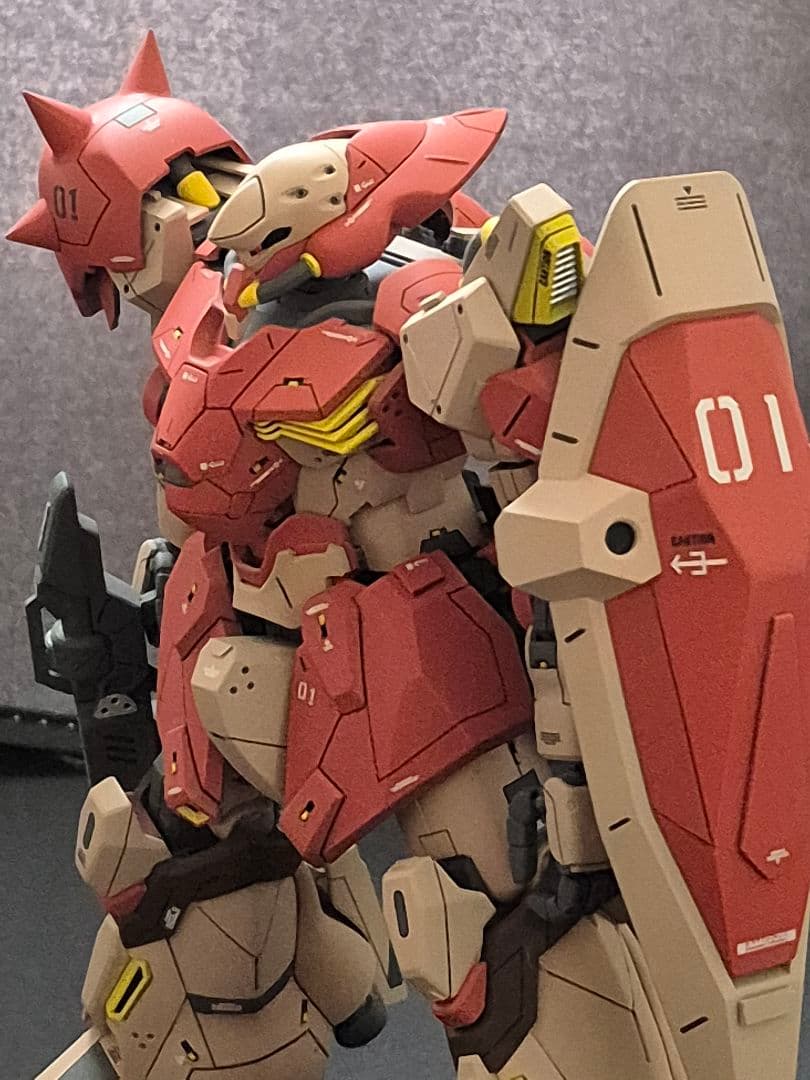 本日20時までの限定値下げバンダイHGメッサー改修完成品