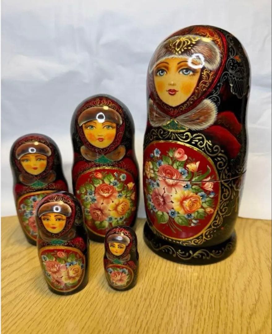 月末セール‼️ロシア　ヴィンテージ アーティスト作品、マトリョーシカ　5組。現状