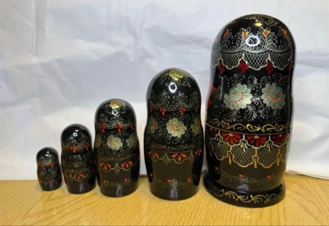 月末セール‼️ロシア　ヴィンテージ アーティスト作品、マトリョーシカ　5組。現状