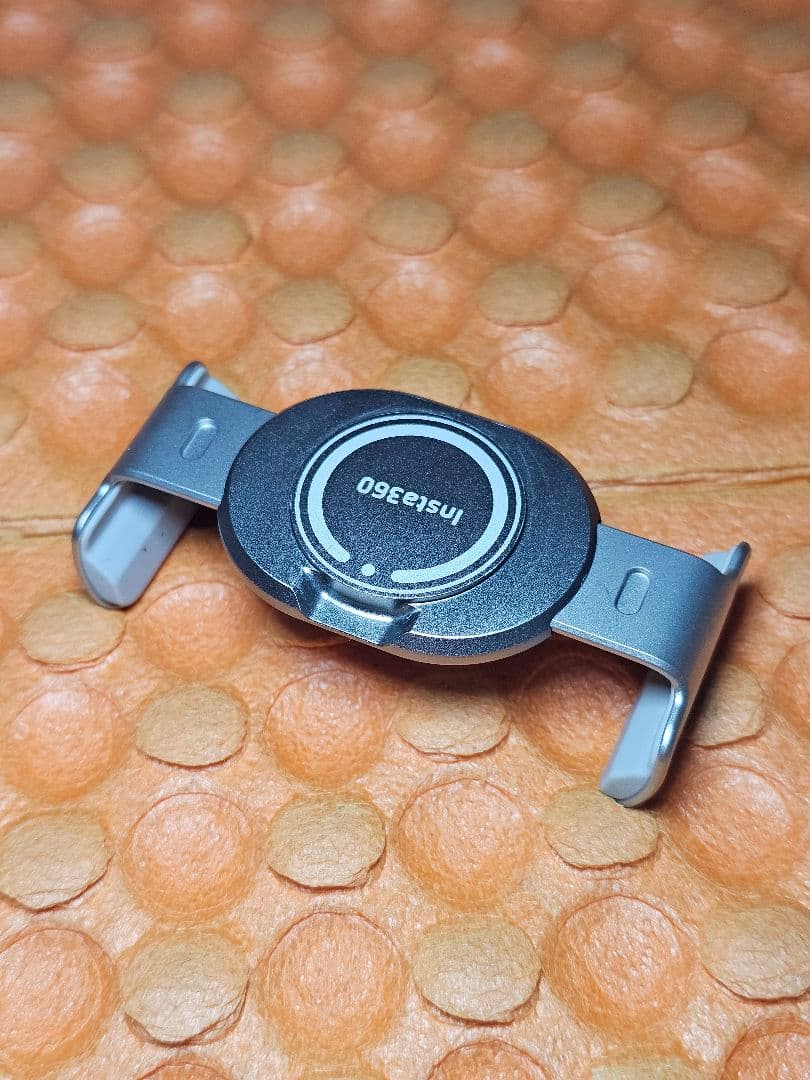 スマホアクセサリー insta 360 flow