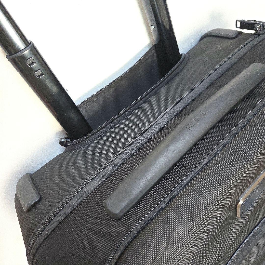 TUMI ALPHA3 コンパクト・4ウィールド・ブリーフ Blackブラック