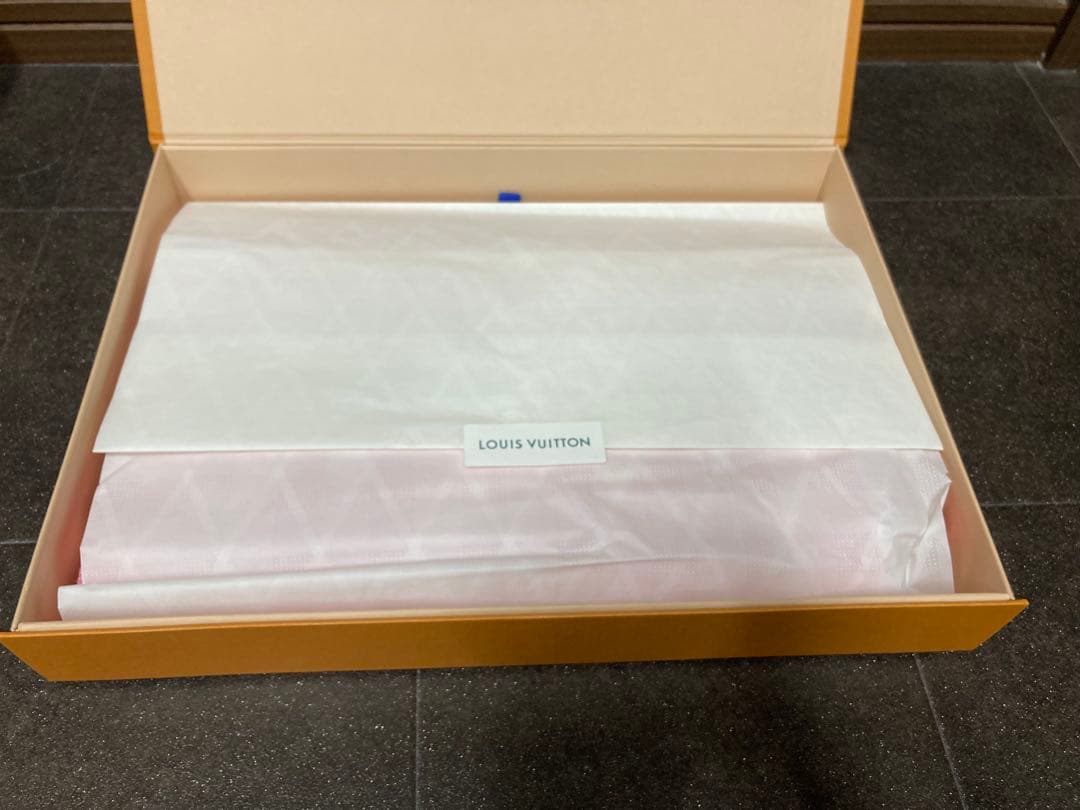 VUITTON マフラー ピンク ルイヴィトン エトール・アメージングラム