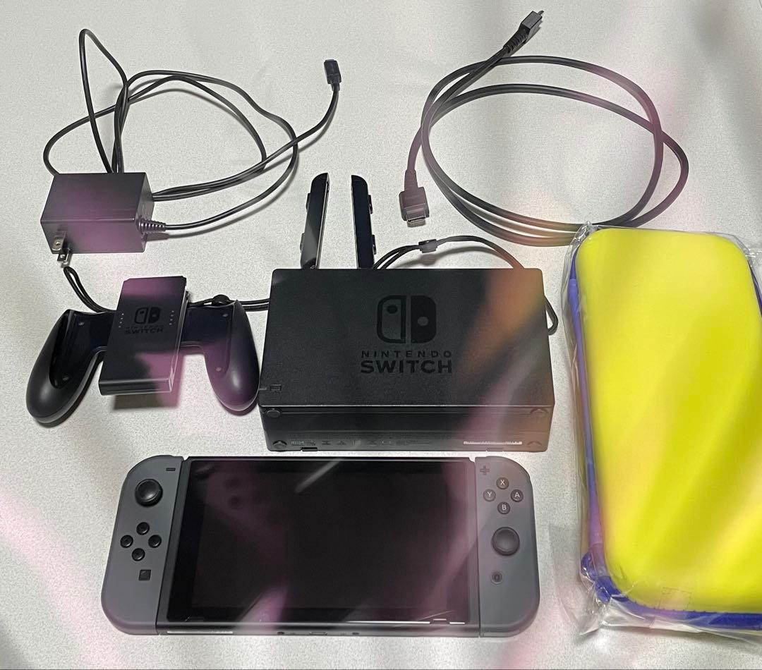 Switch バッテリー強化版　箱付き　保護ケース付き　他付属品