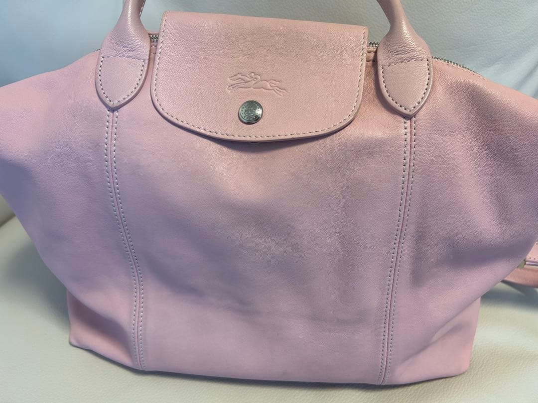 ロンシャン キュイールMサイズ　オールレザー　ピンク