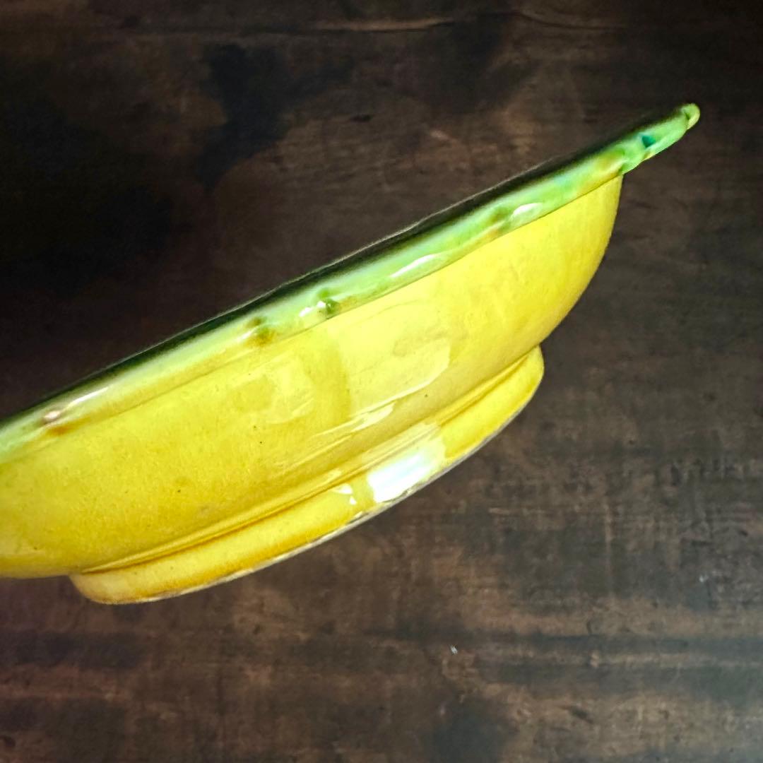 中国古美術　明時代　素三彩　龍図鳳凰図　飾皿　縁起　古玩　骨董　古美術品