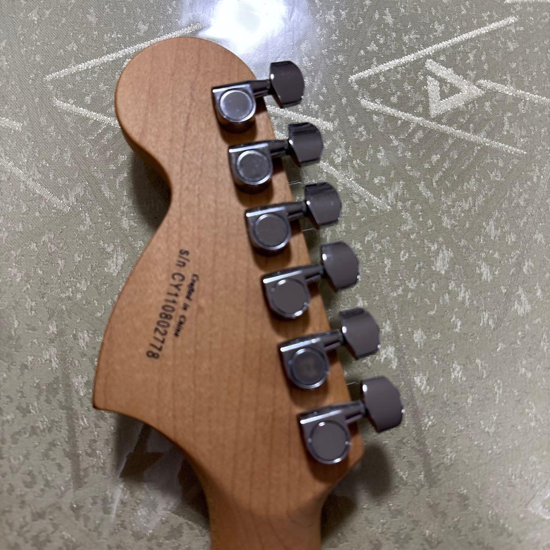 Squier Affinity STRAT(ネックを外して発送)