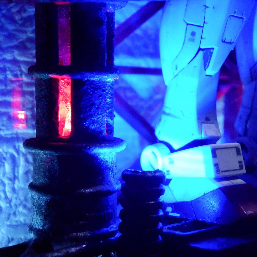 光るっ!! 壁かけガンプラ格納庫 RX-78-2 ガンダム