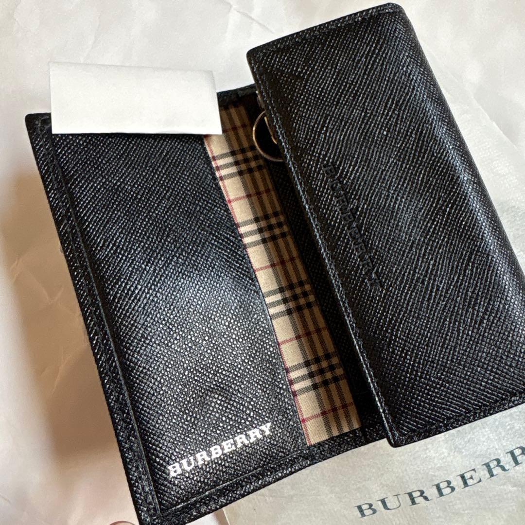 BURBERRY ブラック レザー キーケース